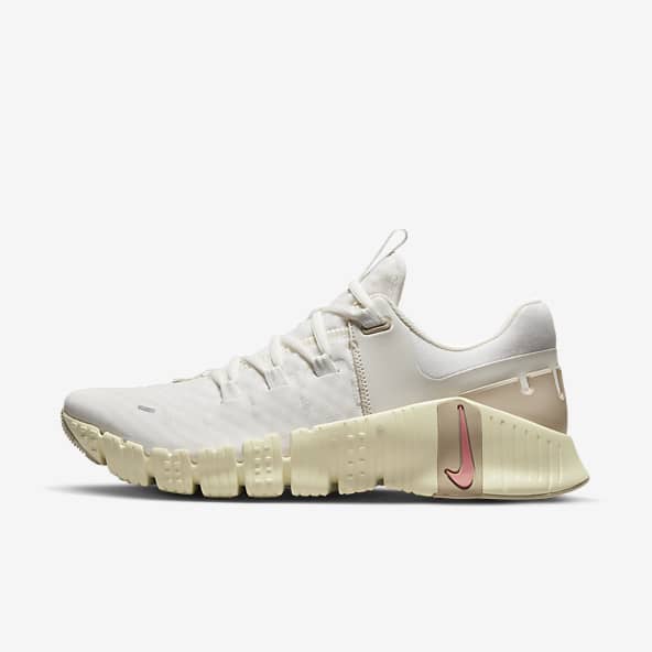 & Shoes. Nike.com
