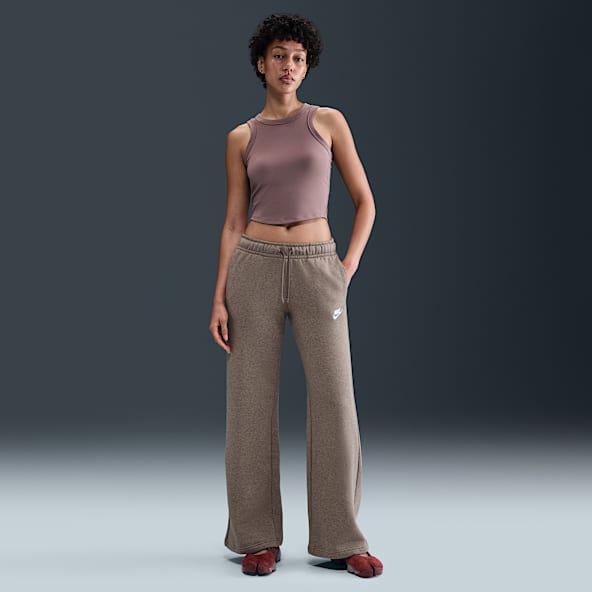 Nike Sportswear Club Fleece Women's Mid-Rise Wide-Leg Sweatpants