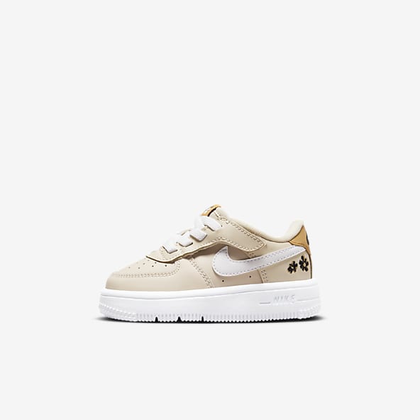 Schoenen voor hotsell baby 1 jaar
