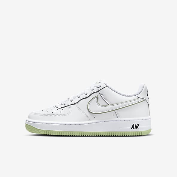 White Air Force 1 Shoes. Nike.com