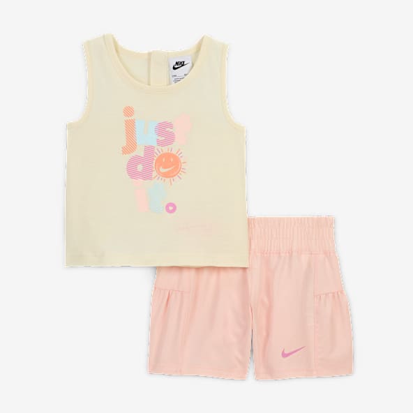 Nike Dri-FIT Sunny Swoosh Sæt med tanktop og shorts til babyer (12-24 mdr.)