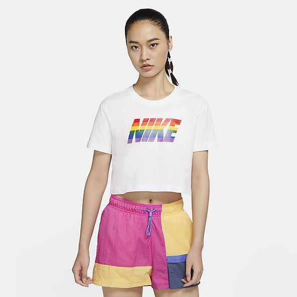 nike shorts and crop top