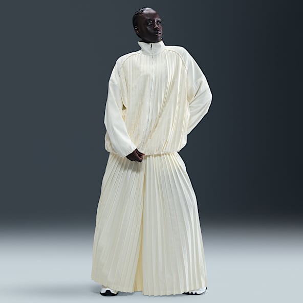 Nike Sportswear Collection Women's Mid-Rise Pleated Tracksuit Bottoms