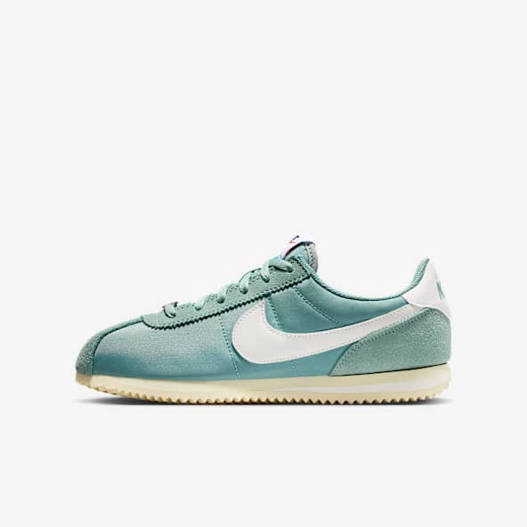Kids Green Shoes. Nike.com