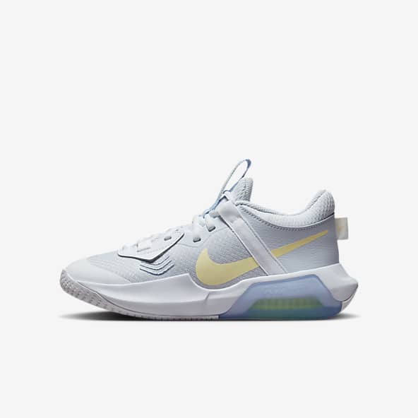 Nieuwe Releases Jongens Basketbal Schoenen. Nike BE