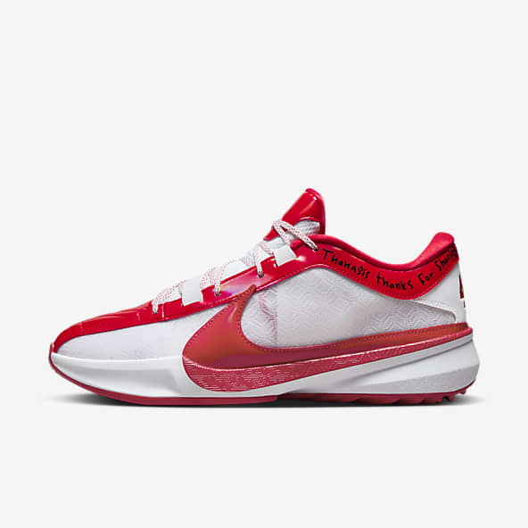 Red Giannis Antetokounmpo Shoes. Nike.com