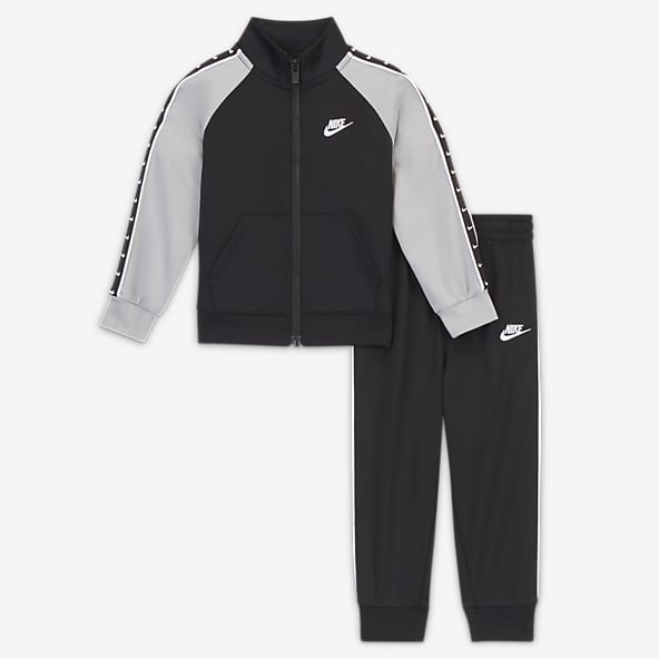 Nike boy tracksuit clearance