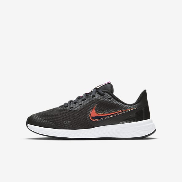 nike sports shoes for boys