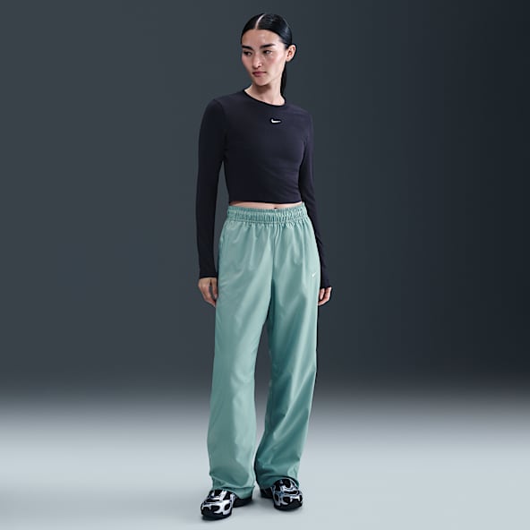 Nike Sportswear Classic Women's Mid-Rise Open-Hem Pants