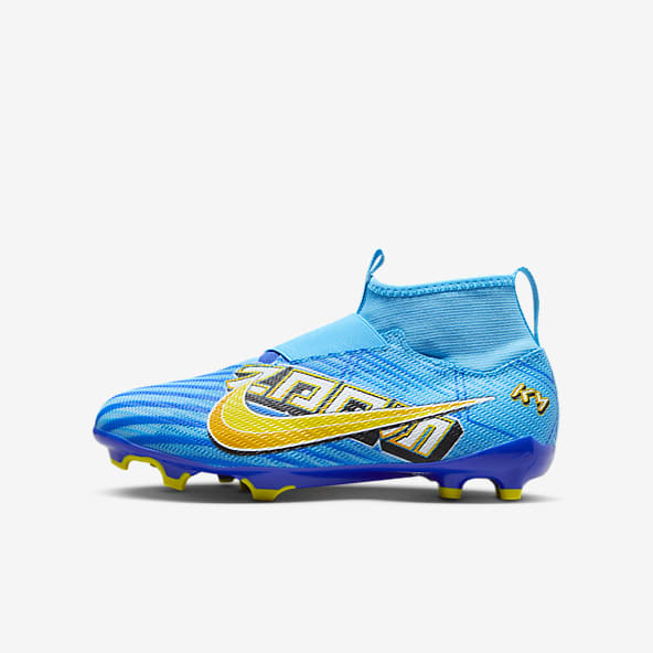 Football boots for boys  4F: Sportswear and shoes