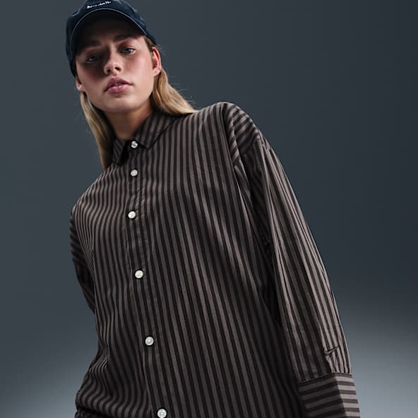 Nike Sportswear Chill Poplin Ekstra stor, stripete overdel med knapper til dame