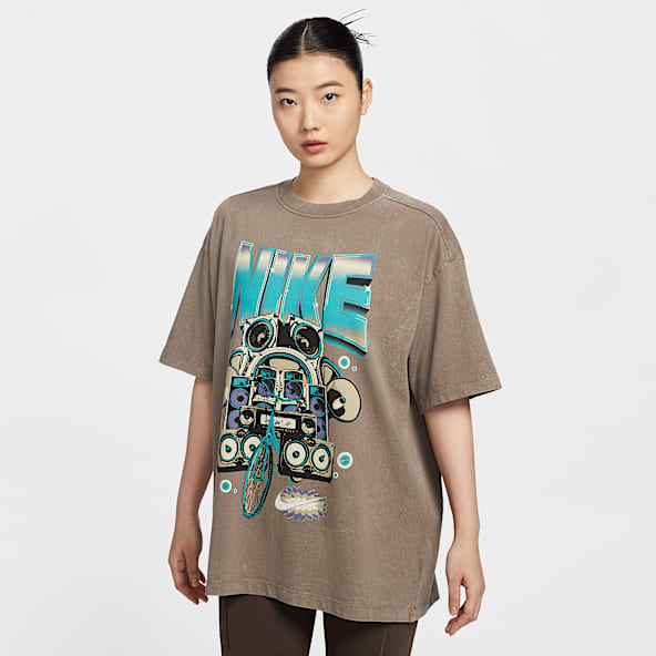 ナイキ スポーツウェア ウィメンズ オーバーサイズド ショートスリーブ Tシャツ
