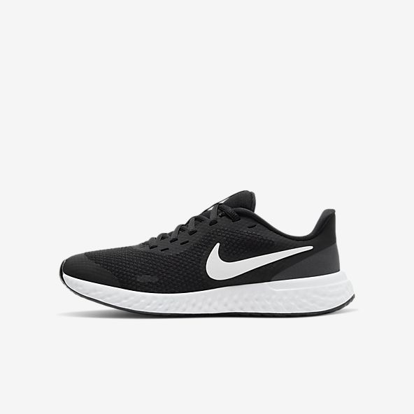 nike youth running shoes