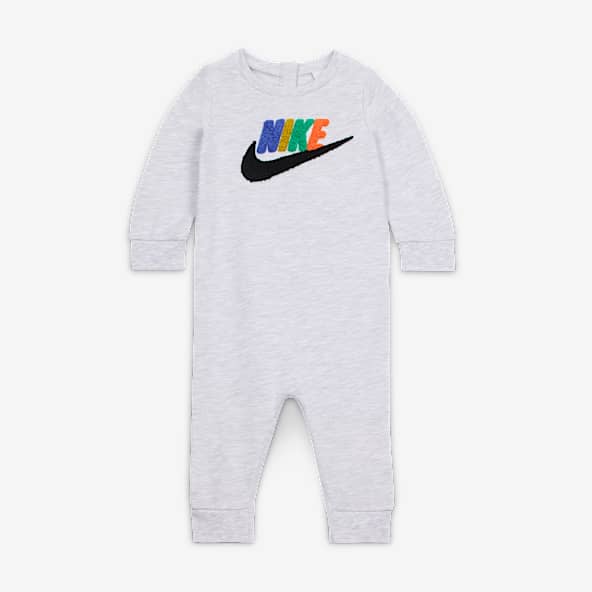 Nike Nike Baby (0-9M0 Club Chenille Coverall