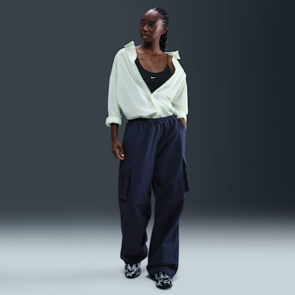 Nike Sportswear Women's Mid-Rise Oversized Woven Cargo Trousers