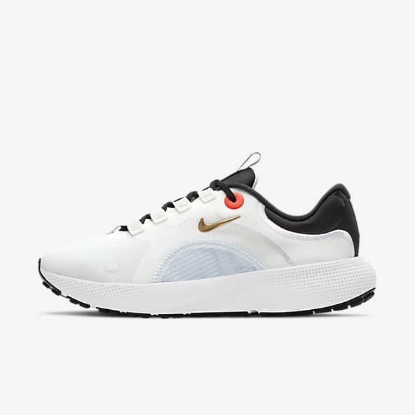 on running shoes white