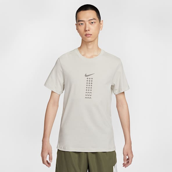 Nike Sportswear Men's T-Shirt