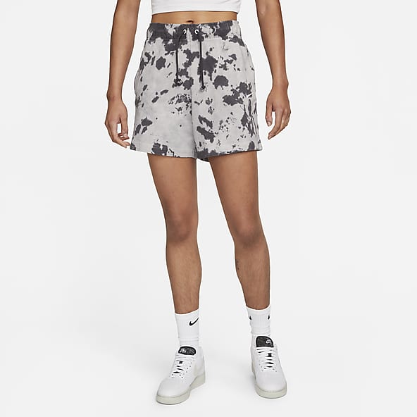 Style The Look. Nike US