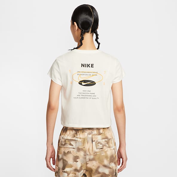 Nike Sportswear Women's Graphic T-Shirt