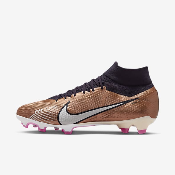 Voetbalschoenen voor heren. Bij aankoop van 2 items, 25% korting. Nike NL