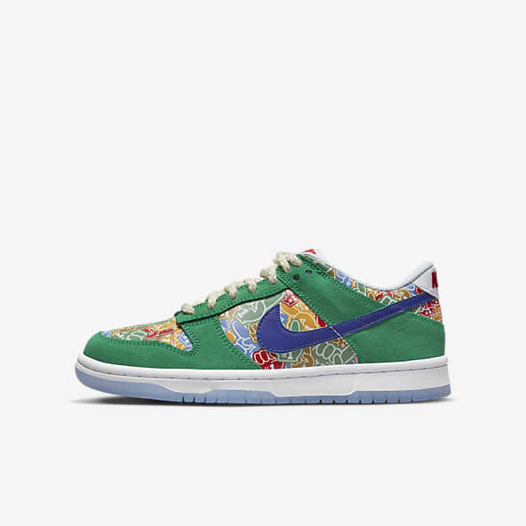 Nike Dunk. Nike.com