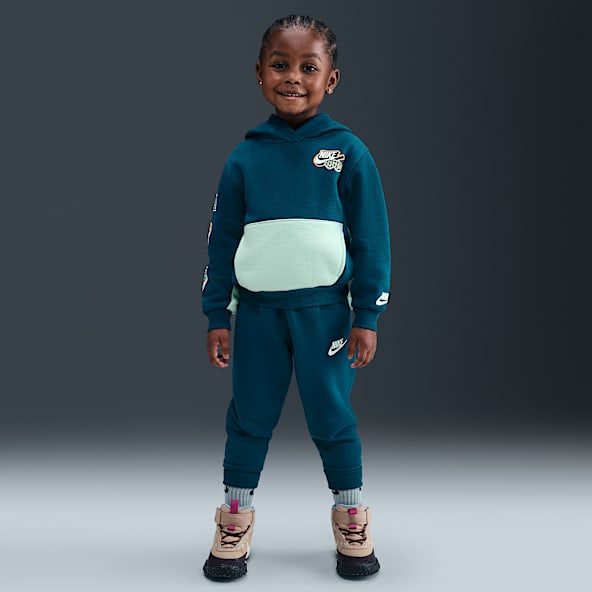 Nike Toddler Fleece Pullover Hoodie and Joggers Set