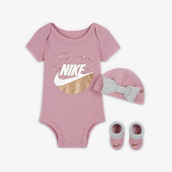 NikeNike Baby Bib, Bodysuit and Hat Box Set