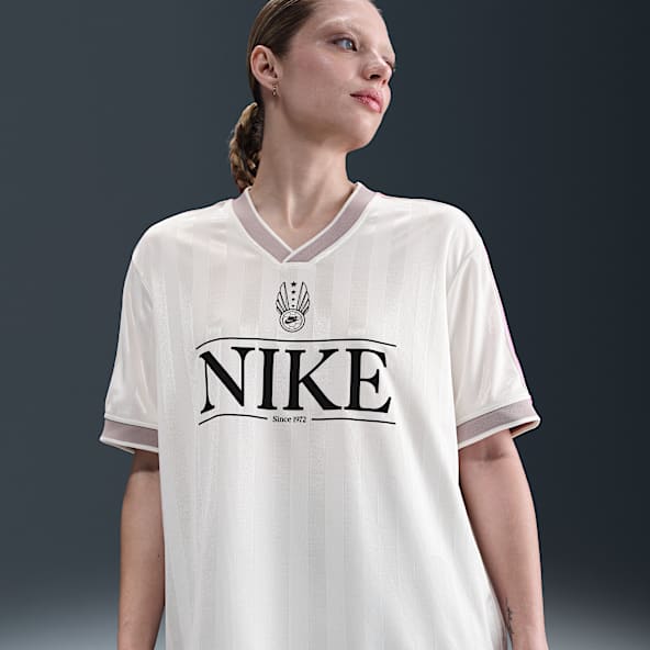 Nike Sportswear Women's V-Neck Jersey Top