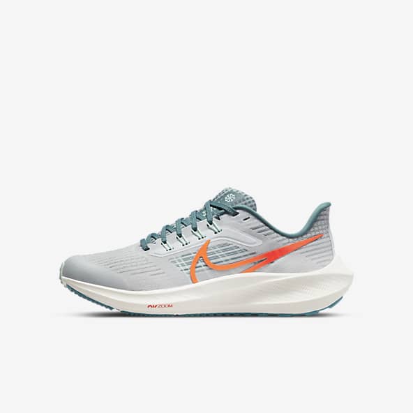 youth nike running shoes sale