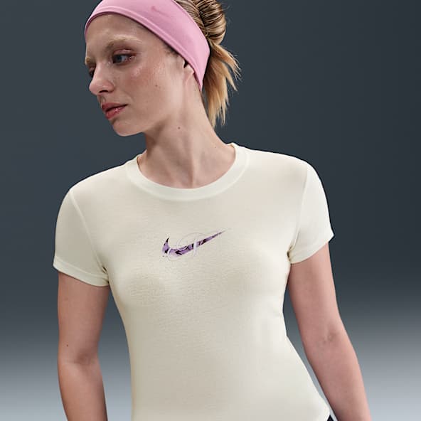 Nike Sportswear Chill Knit Women's Slim Cropped T-Shirt
