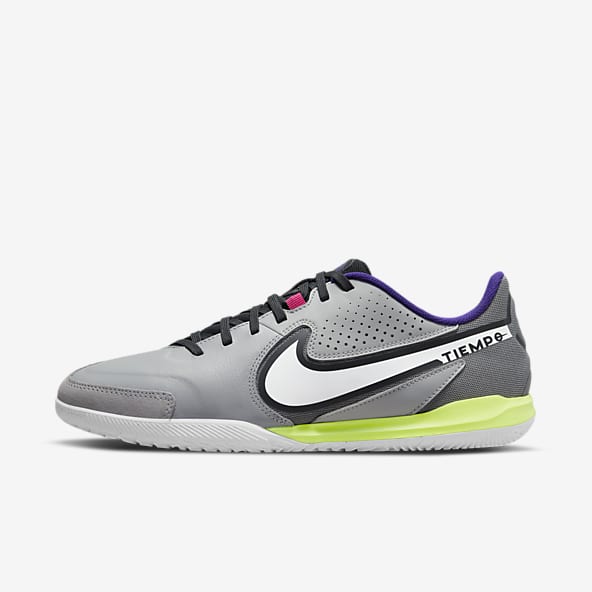 Tiempo Cleats & Shoes. Nike.com تيتا