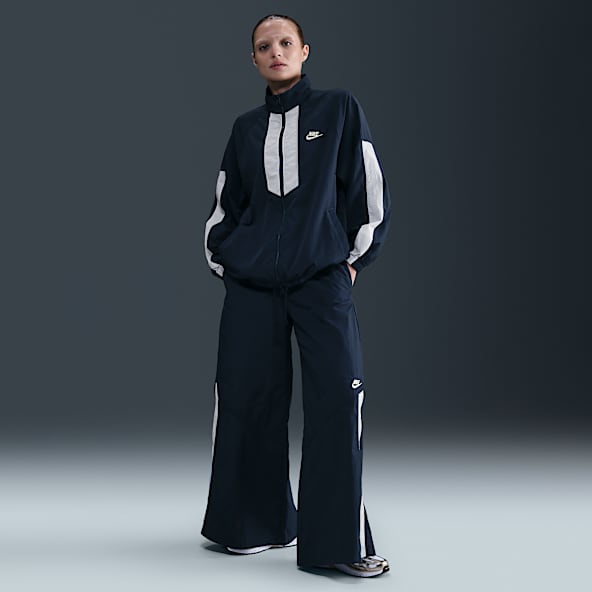 Nike Sportswear Women's Wide-Leg Woven Pants