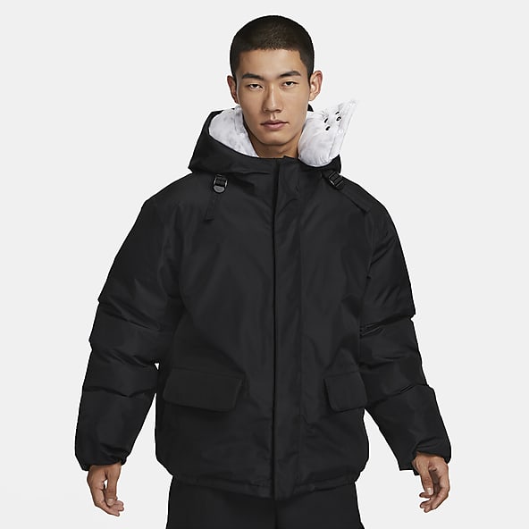 Mens Wet Weather Conditions Storm-FIT ADV Jackets & Vests. Nike JP