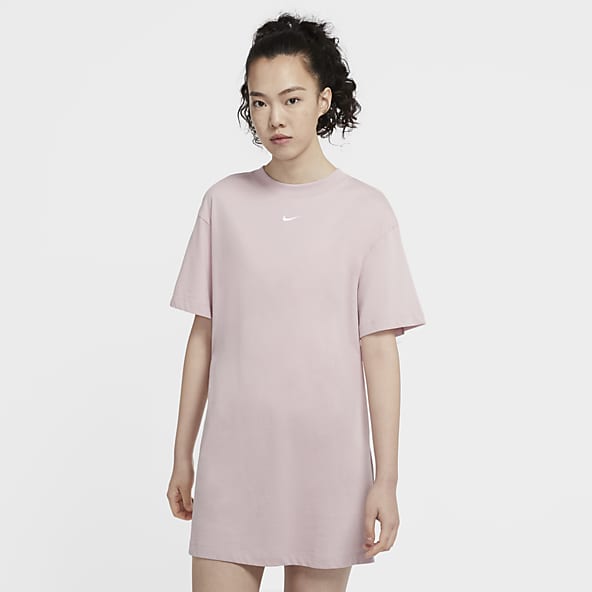 robe nike blanche