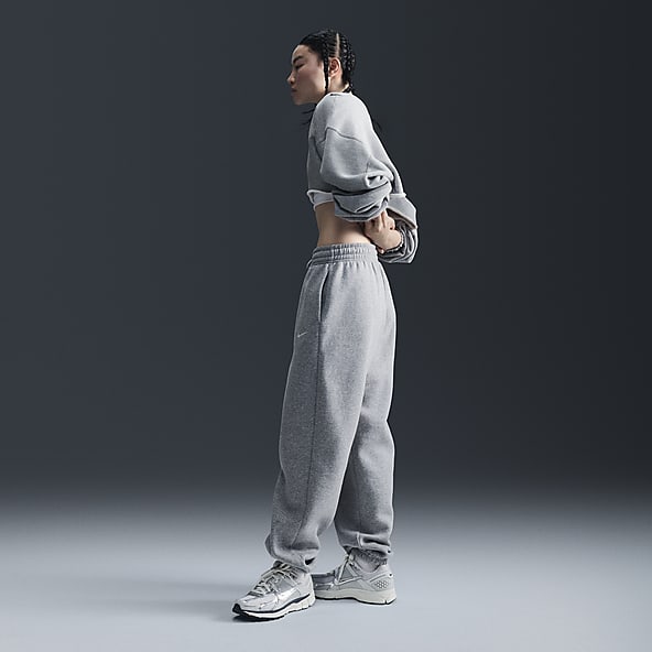 Grey Joggers Sweatpants. Nike IL