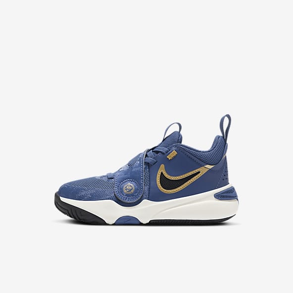 Nike Team Hustle D 11 Younger Kids' Shoes