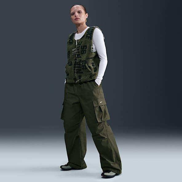 Nike Sportswear Women's Mid-Rise Oversized Woven Cargo Pants