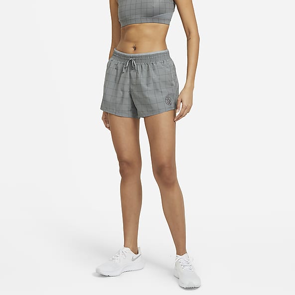 nike two piece set crop top and shorts