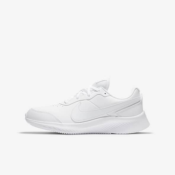 all white nike running shoes womens
