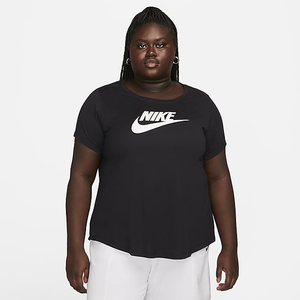 Nike Sportswear Essentials Women's Logo T-Shirt (Plus Size)