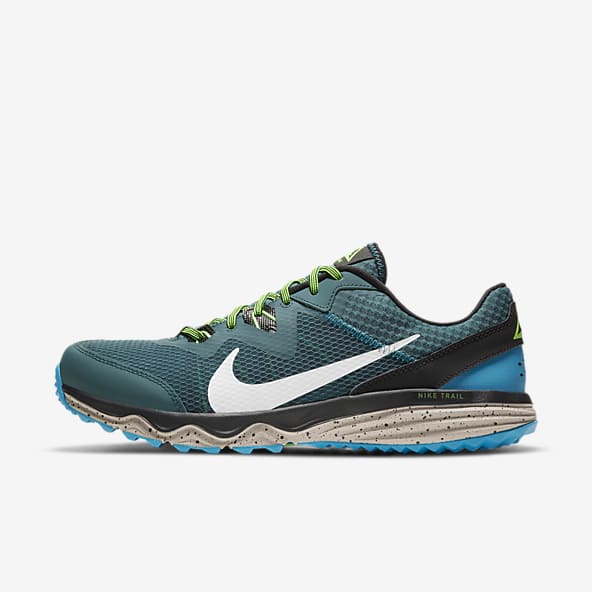 mens green nike trainers