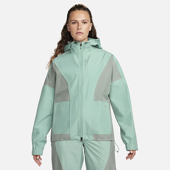 https://static.nike.com/a/images/c_limit,w_592,f_auto/t_product_v1/a6115ed0-a5c9-4548-93e9-f96f2acd8352/trail-gore-tex-infinium-trail-running-jacket-8LVKtJ.png