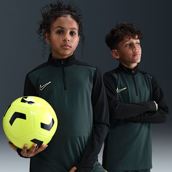 Nike Academy Older Kids' Dri-FIT Long-Sleeve 1/4-Zip Football Drill Top