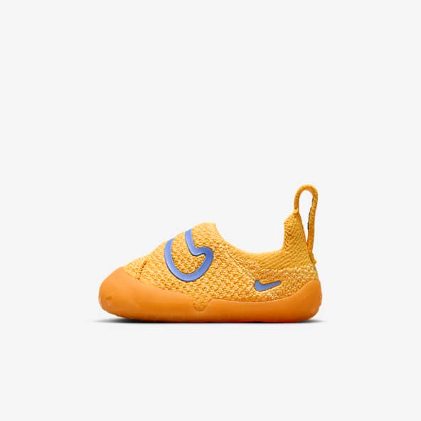 size 4 infant nike shoes