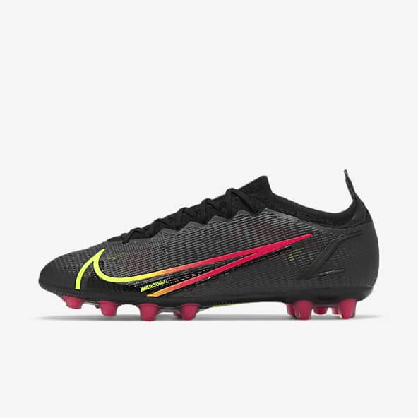 nike soccer cleats laceless