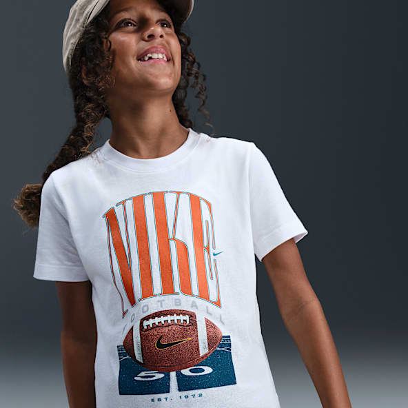 Nike Sportswear Big Kids' T-Shirt