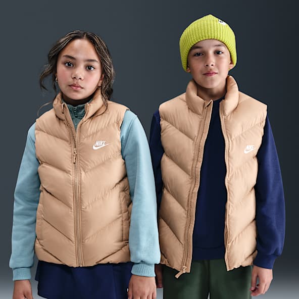 Nike Sportswear All Day Play Older Kids' Therma-FIT Loose-Fit Puffer Gilet