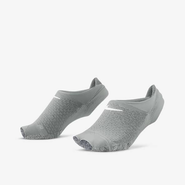 White Trail Grip Socks. Nike DK
