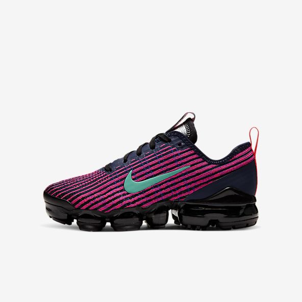 nike youth shoes on clearance