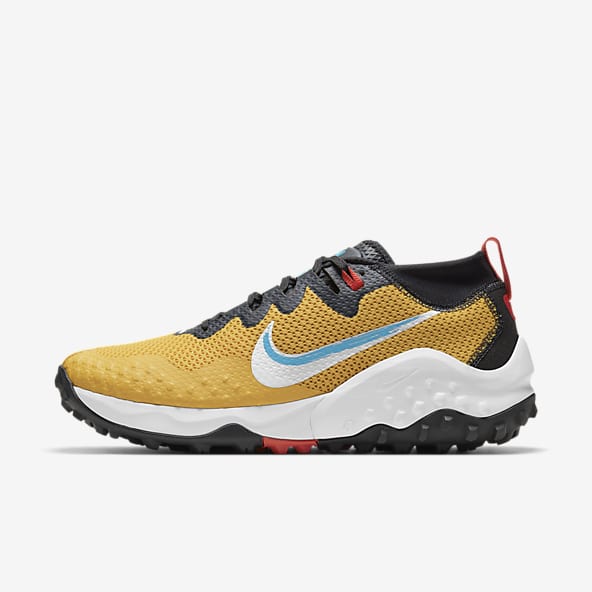 Yellow Shoes. Nike AU